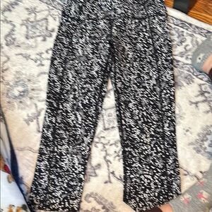 Lululemon Black and White Patterned Pants